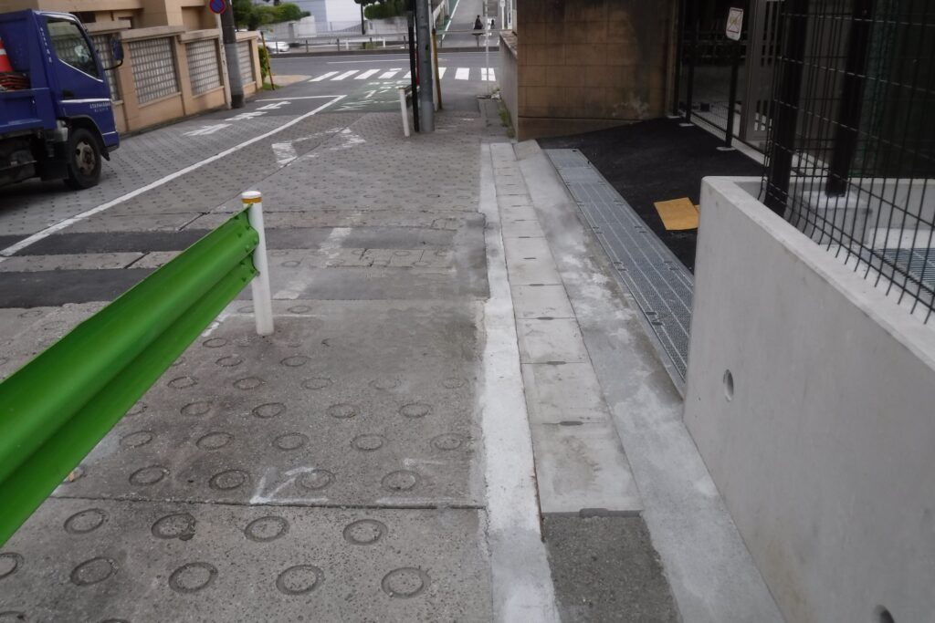 U型側溝据換え工事　施工後
